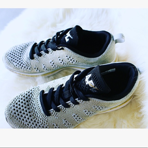 APL Shoes - APL techloom pro sneakers